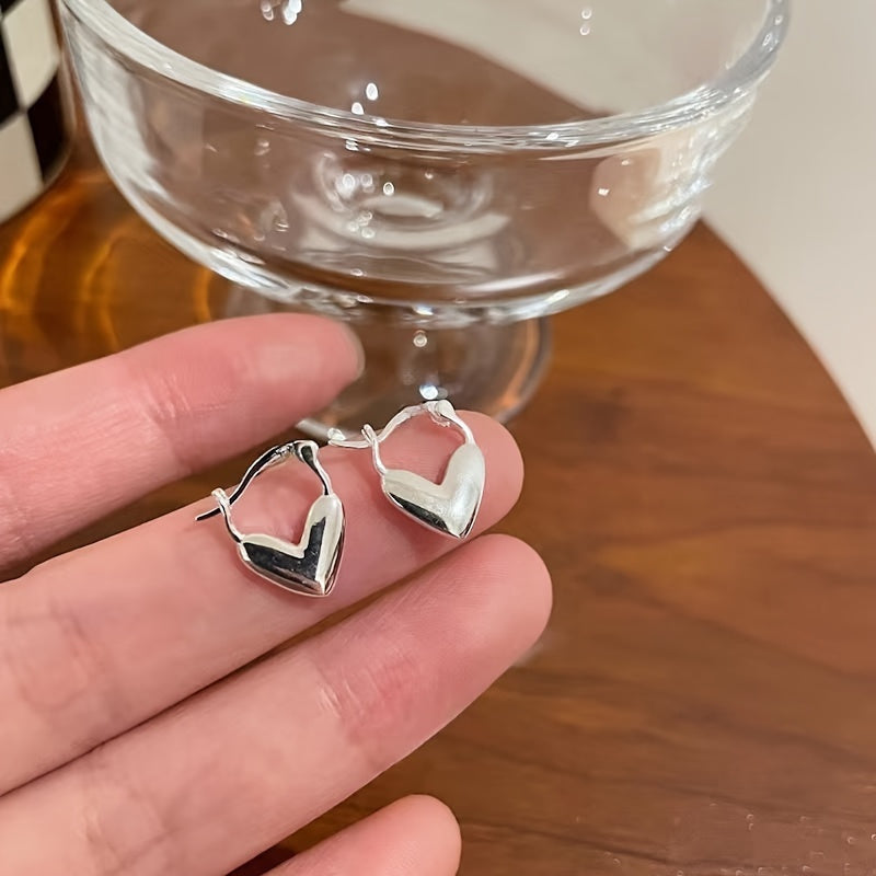 1 Pair Sterling Silver Unisex Heart-Shaped Hoop Earrings